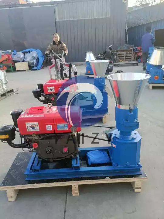 Commercial feed pellet machine